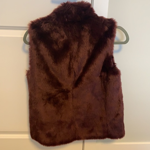 J Crew faux fur vest - Picture 3 of 3